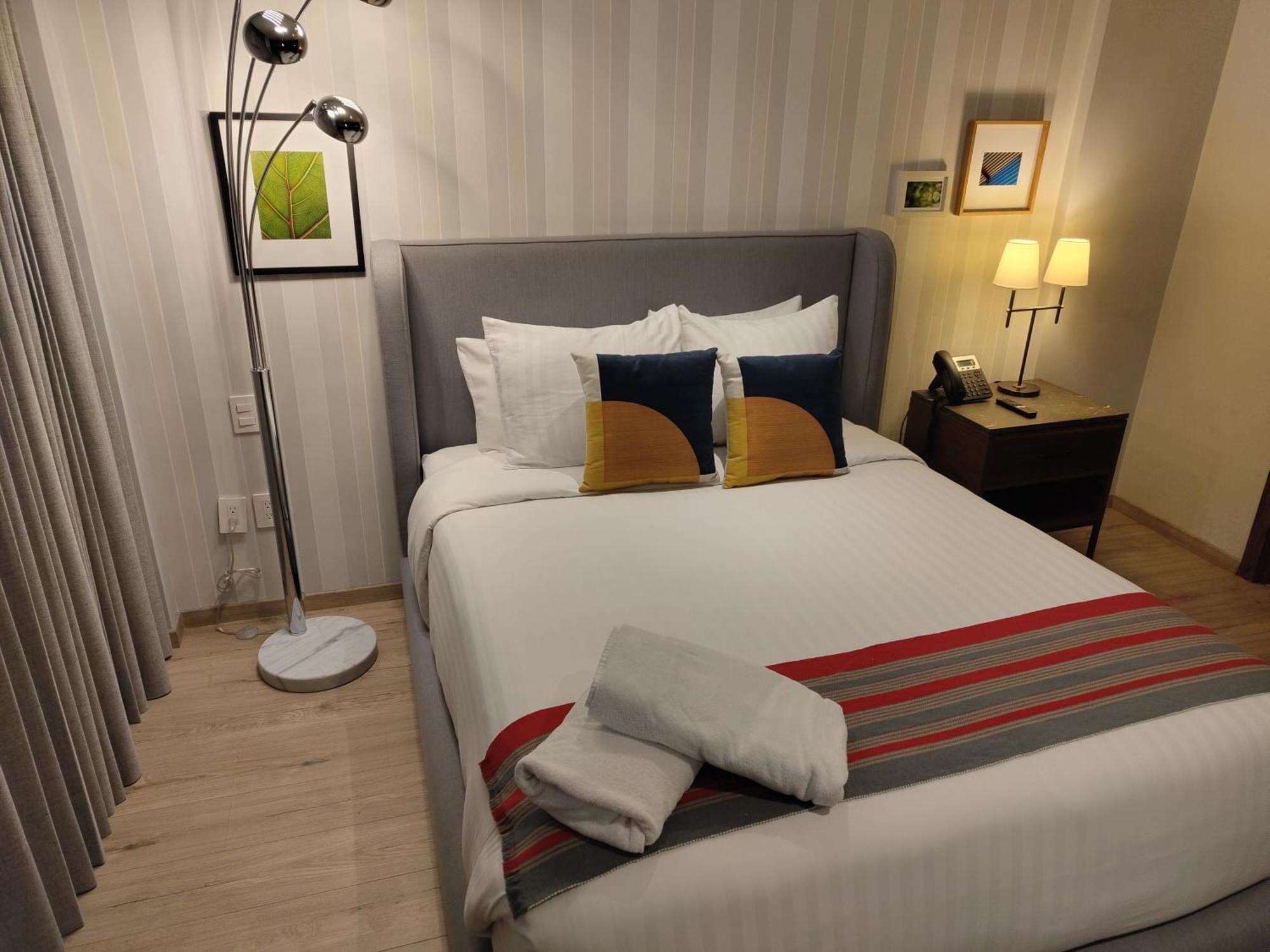Zamora By Mr W Mexico City Room photo